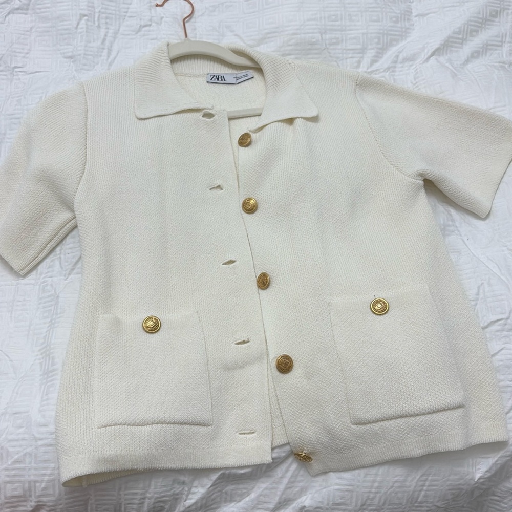 Zara white short sleeve soft knit shirt